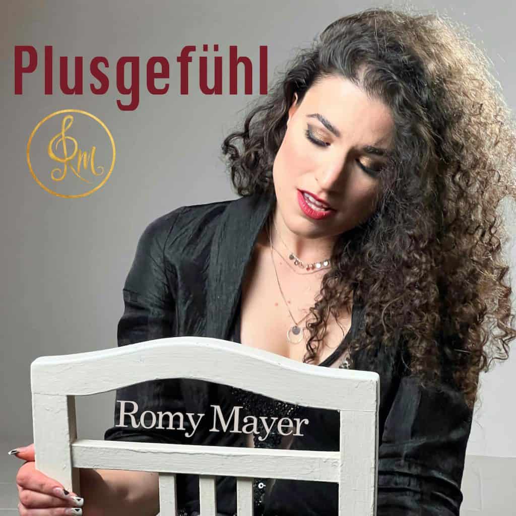 Romy Mayer - Plusgefühl