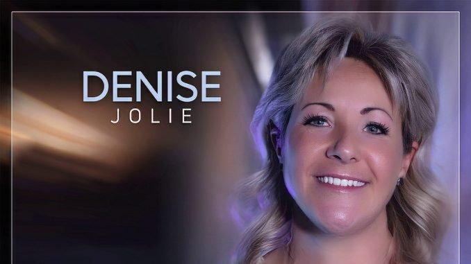 Denise Jolie - Zoom Denise Jolie - Zoom
