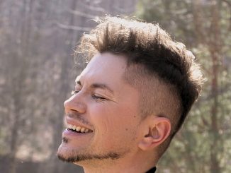 Jordan Hanson - Gegen den Wind